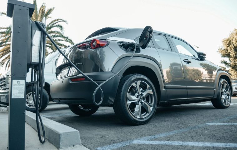 How to Set Up EV Charging at Home: A Beginner's Guide