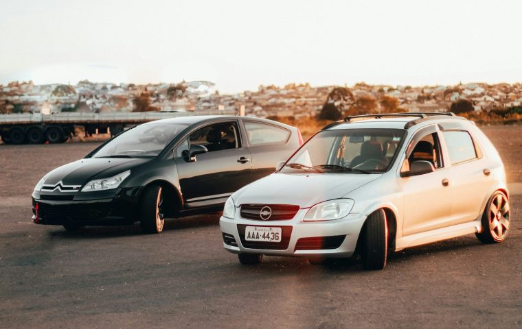 Honda Civic vs Toyota Corolla: Which Compact Sedan Should You Buy?