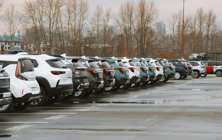 Mazda CX-5 vs Honda CR-V: The Compact SUV Showdown
